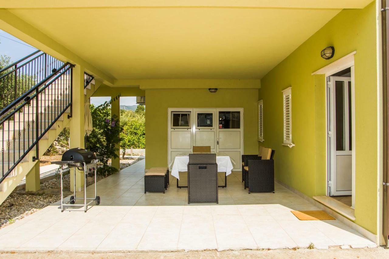 Vila Lukrecija Drače Exterior foto